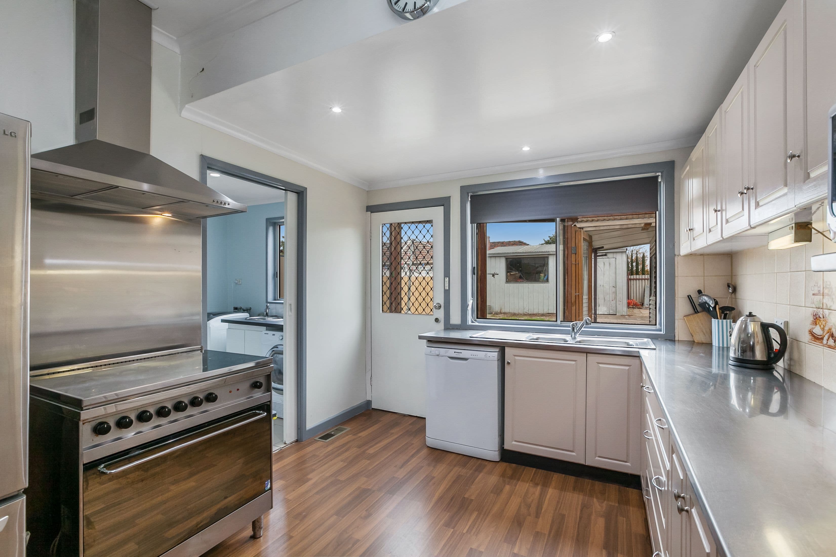 31 Corben Street, Reservoir VIC 3073, Reservoir - Thumbnail 6