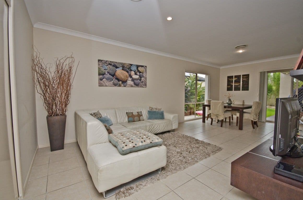 5 Silvermaple Street, ROBINA QLD 4226, Robina - Thumbnail 7