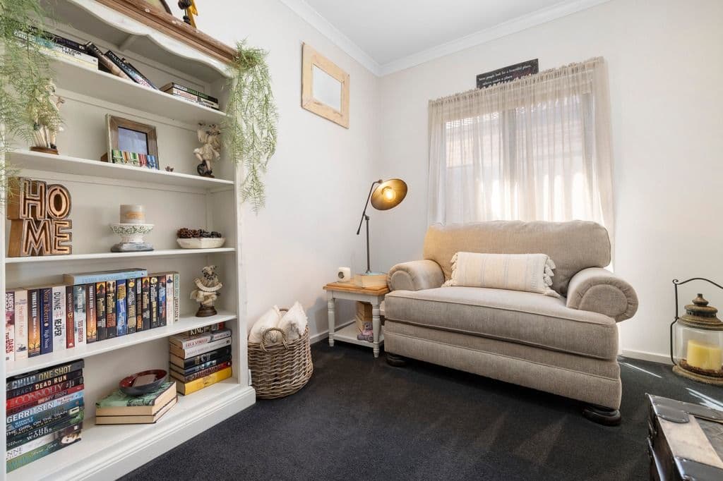 12A Ballan Road, Werribee VIC 3030, Werribee - Thumbnail 4