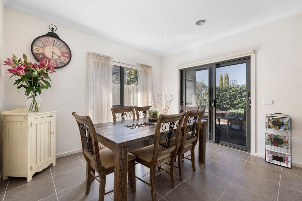 12A Ballan Road, Werribee VIC 3030, Werribee - Thumbnail 8
