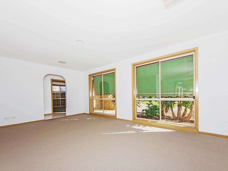 7 Beverley Court, HOPPERS CROSSING VIC 3029, Hoppers Crossing - Thumbnail 3