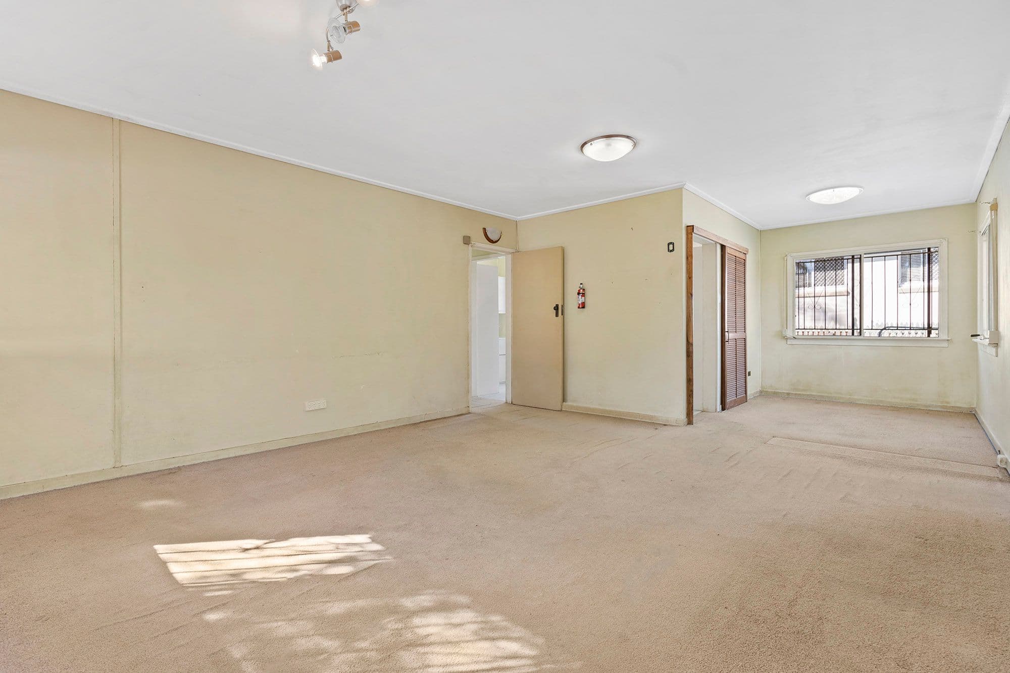 56 Abbeville Street, Upper Mount Gravatt QLD 4122, Upper Mount Gravatt - Thumbnail 4