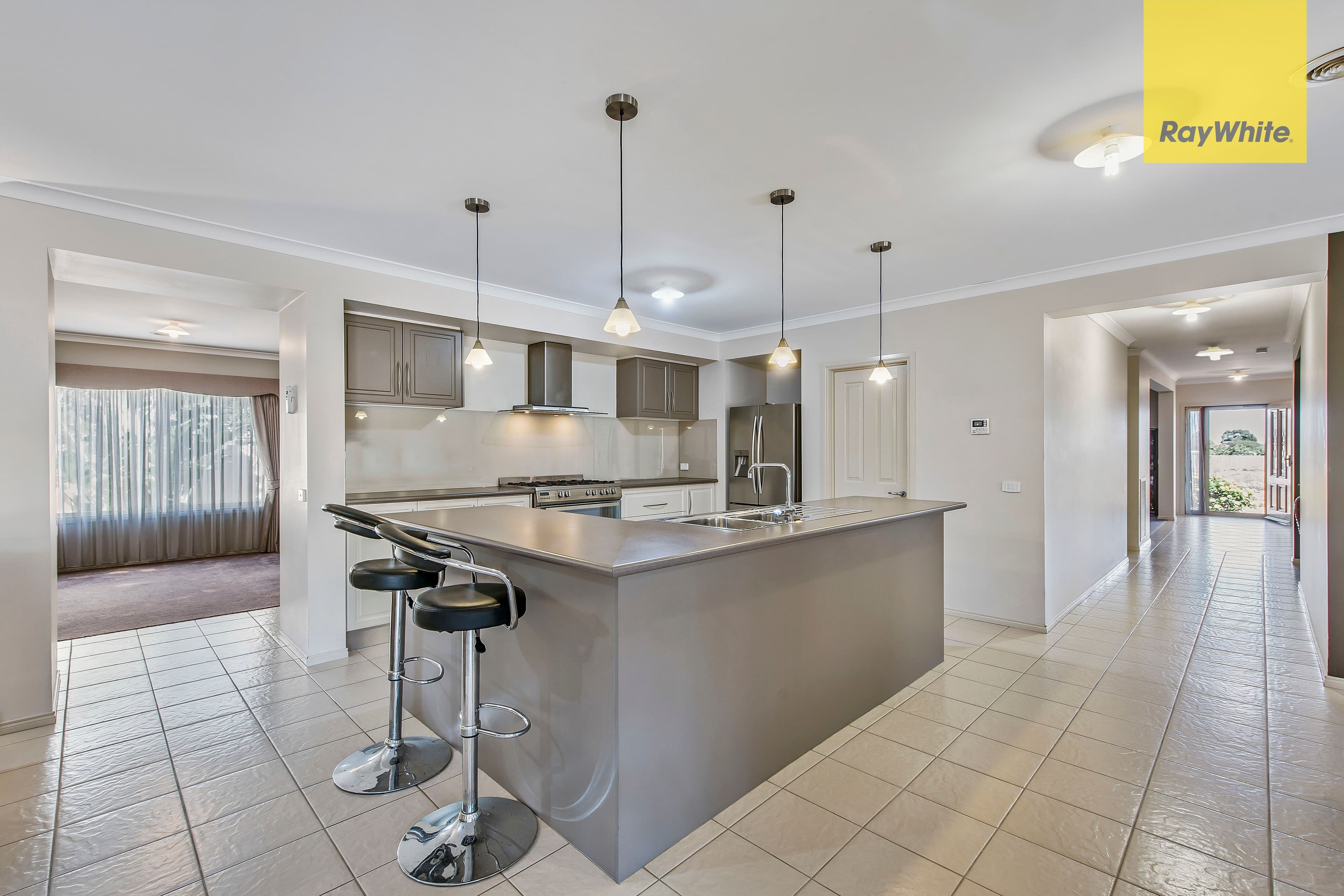 9 Linda Place, Kurunjang VIC 3337, Kurunjang - Thumbnail 4