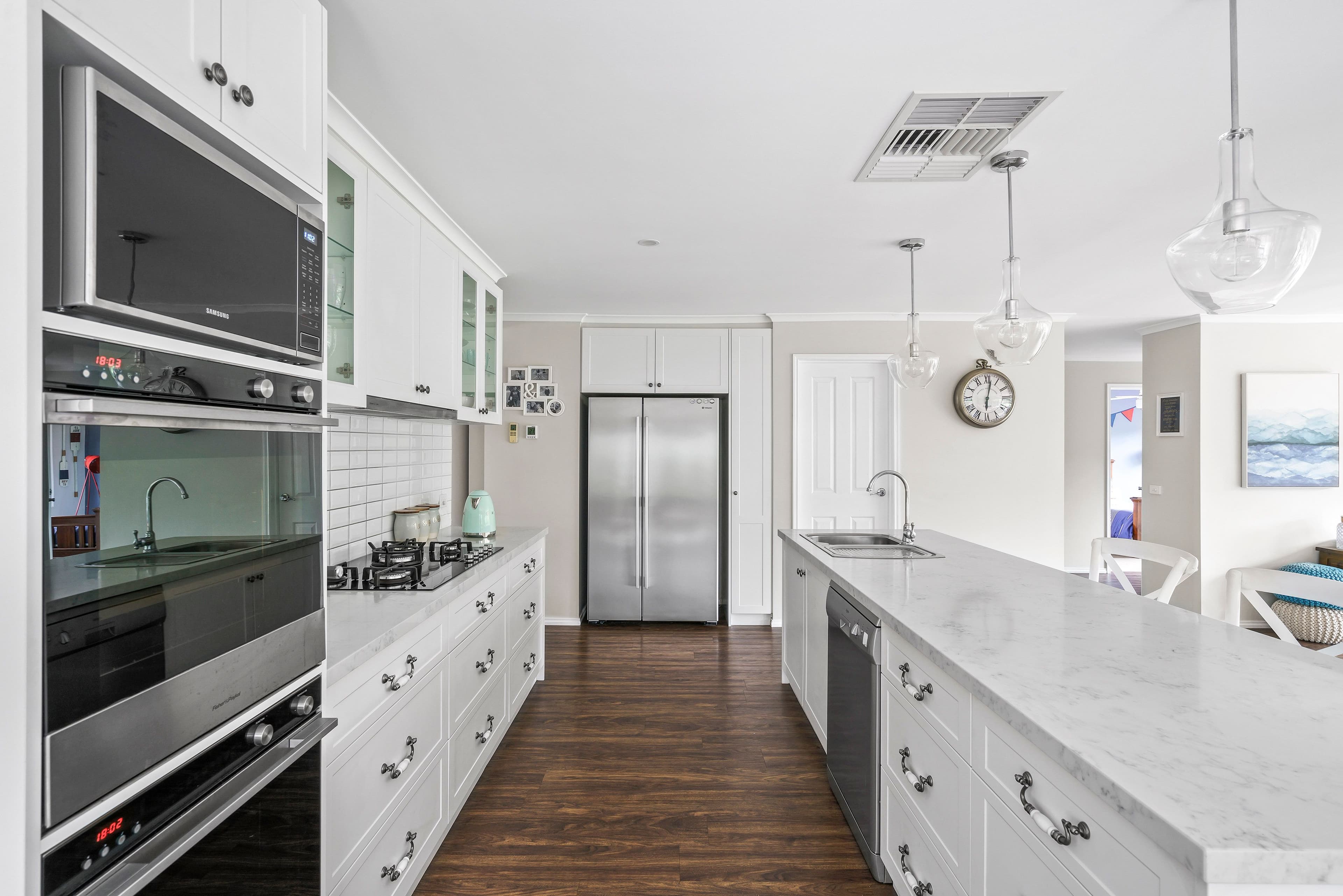 84 Fullwood Drive, Sunbury VIC 3429, Sunbury - Thumbnail 3
