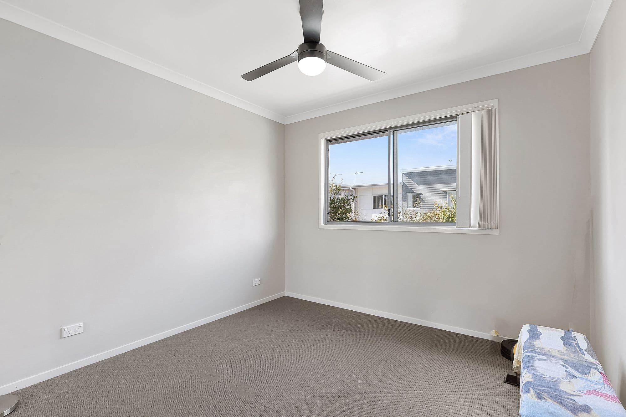 4 Fairoak Avenue, Clyde North - Thumbnail 8