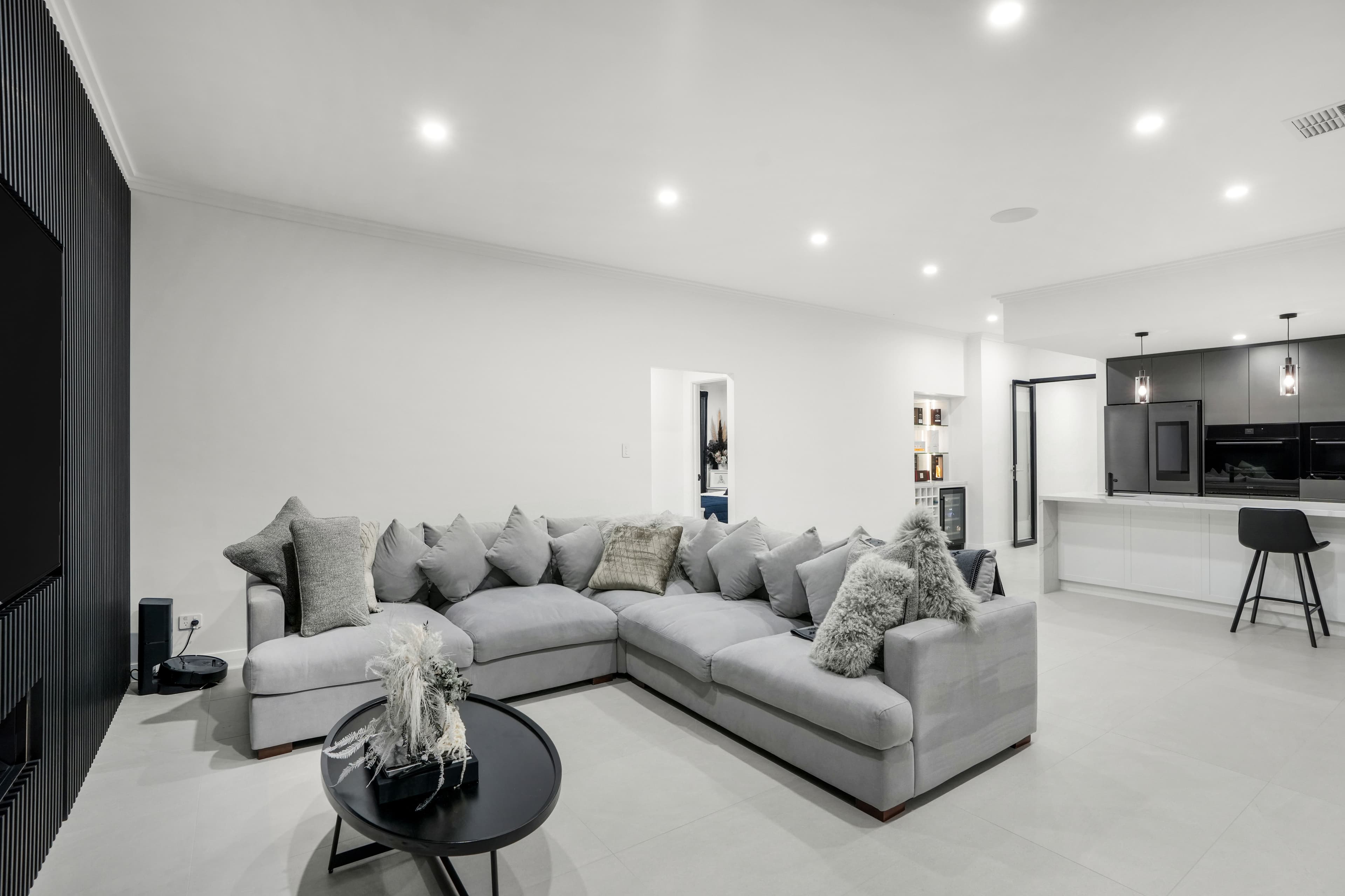 33 Honeymyrtle Turn, Stirling WA 6021, Stirling - Thumbnail 6