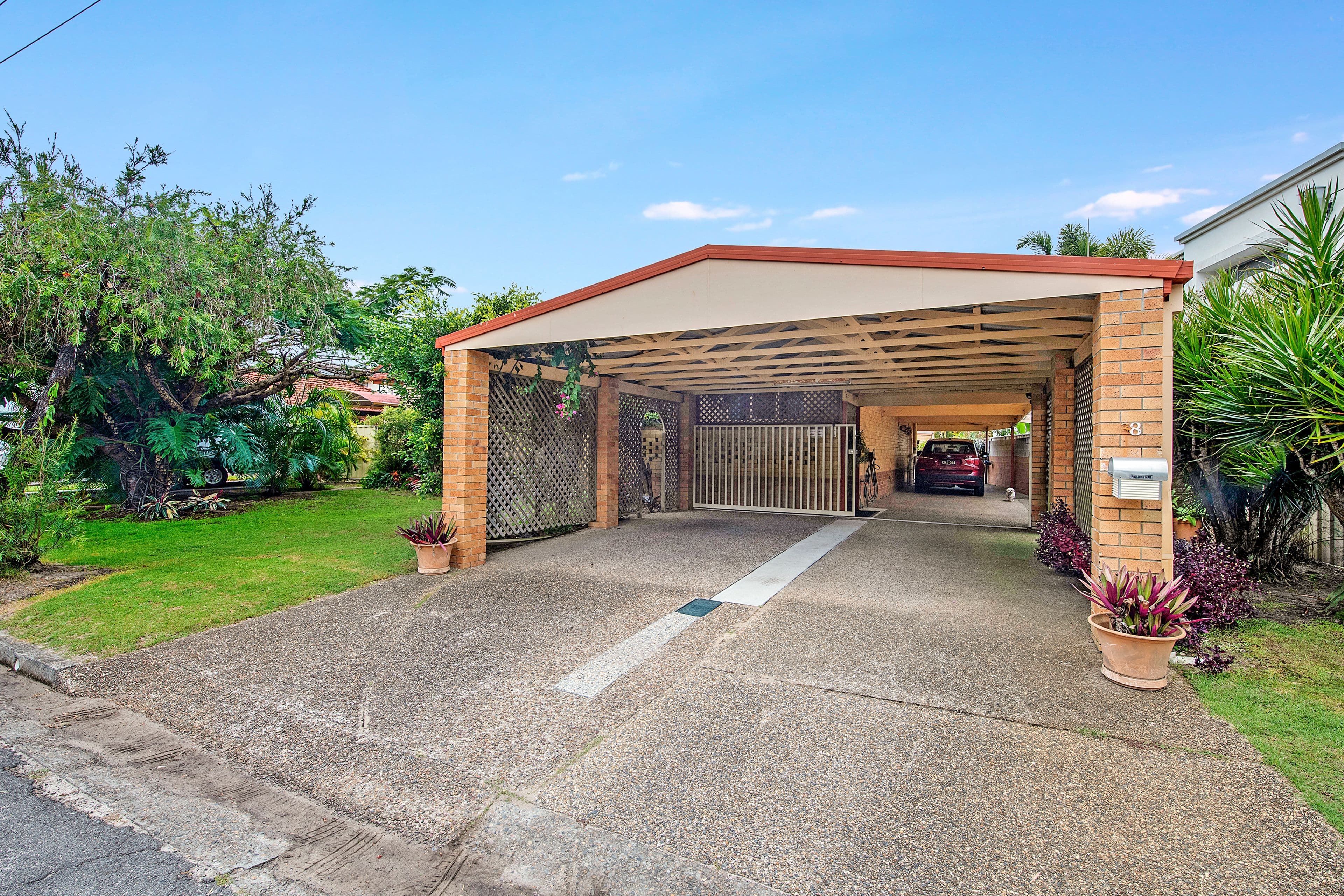 38 Tawarri Crescent, Burleigh Heads QLD 4220, Burleigh Heads - Thumbnail 3