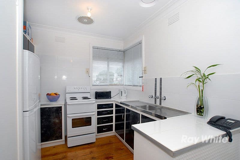 79 Elonera Road, NOBLE PARK NORTH VIC 3174, Noble Park North - Thumbnail 2