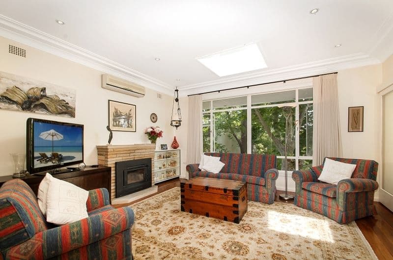 33 Cobran Road, Cheltenham - Image 1