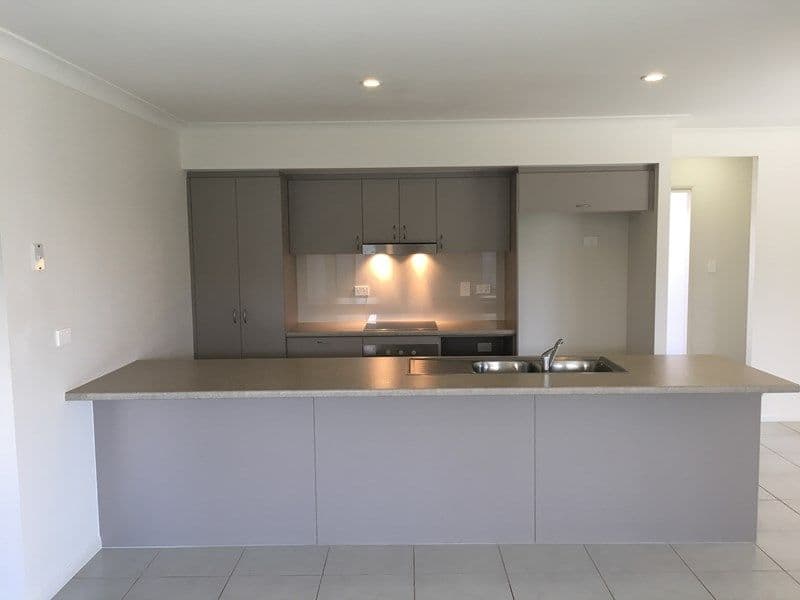 5 Epping Way, Mount Low QLD 4818, Mount Low - Thumbnail 2