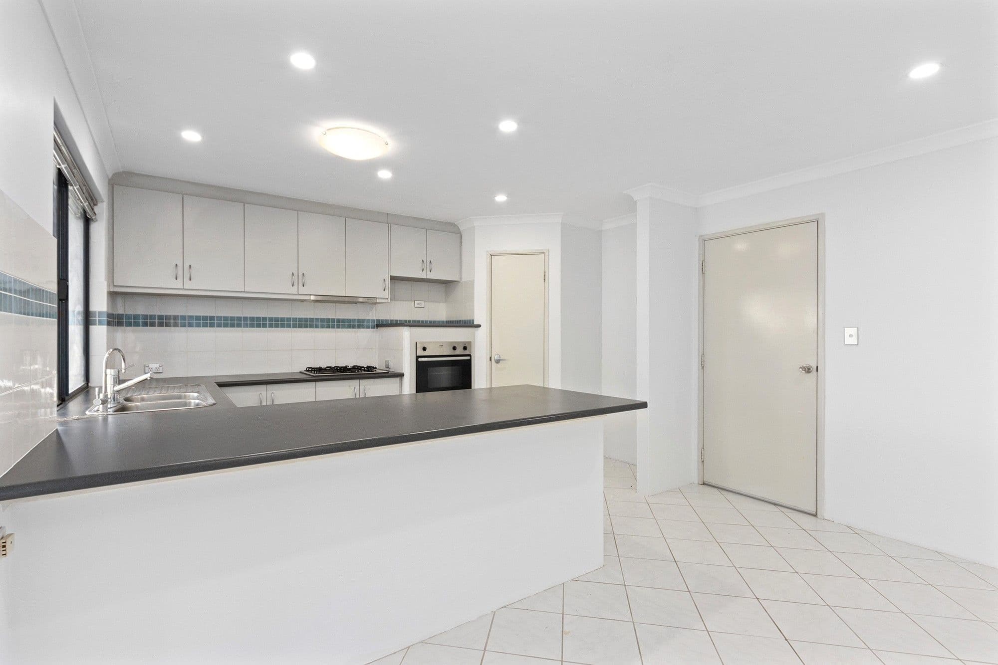 14 Rendition Place, Redcliffe WA 6104, Redcliffe - Thumbnail 2