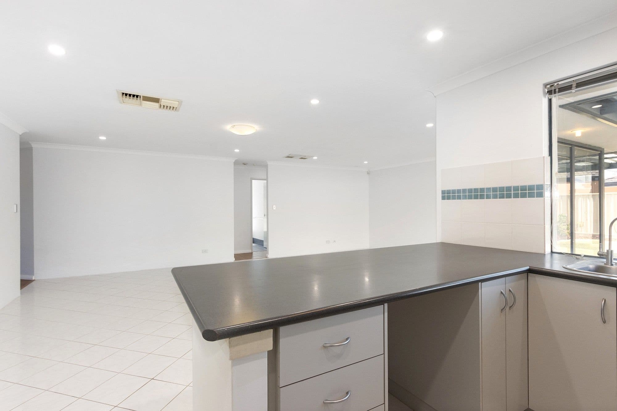 14 Rendition Place, Redcliffe WA 6104, Redcliffe - Thumbnail 5