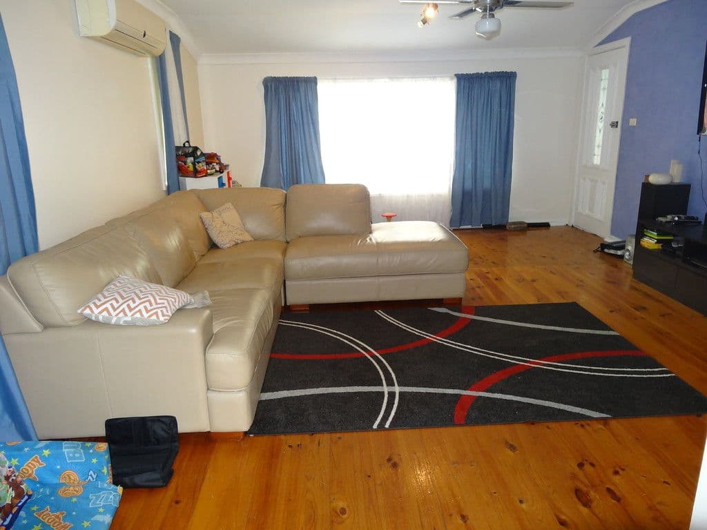 18 Frazer Avenue, Lurnea NSW 2170, Lurnea - Thumbnail 2
