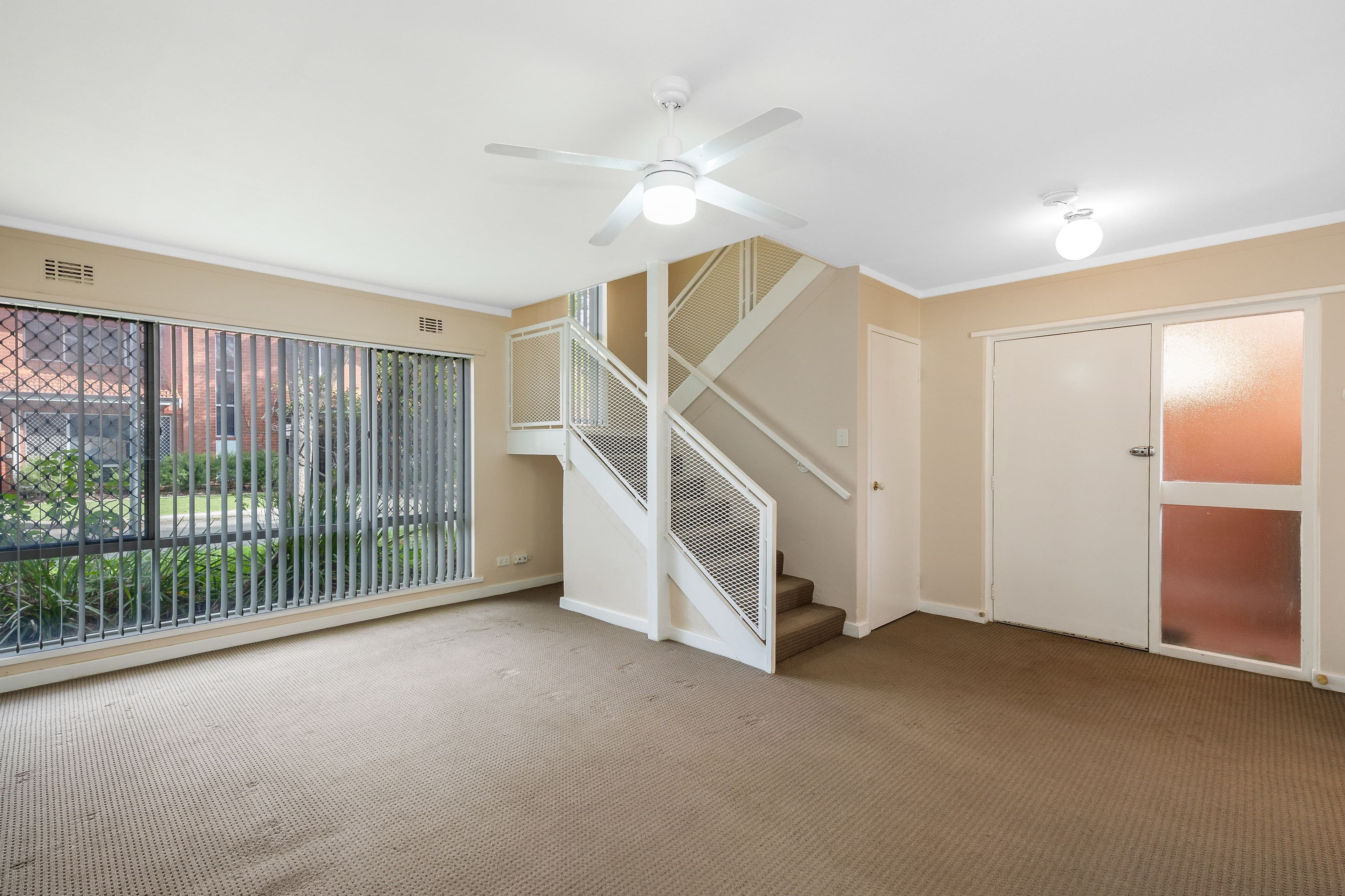 16B Casserley Avenue, Girrawheen WA 6064, Girrawheen - Thumbnail 3