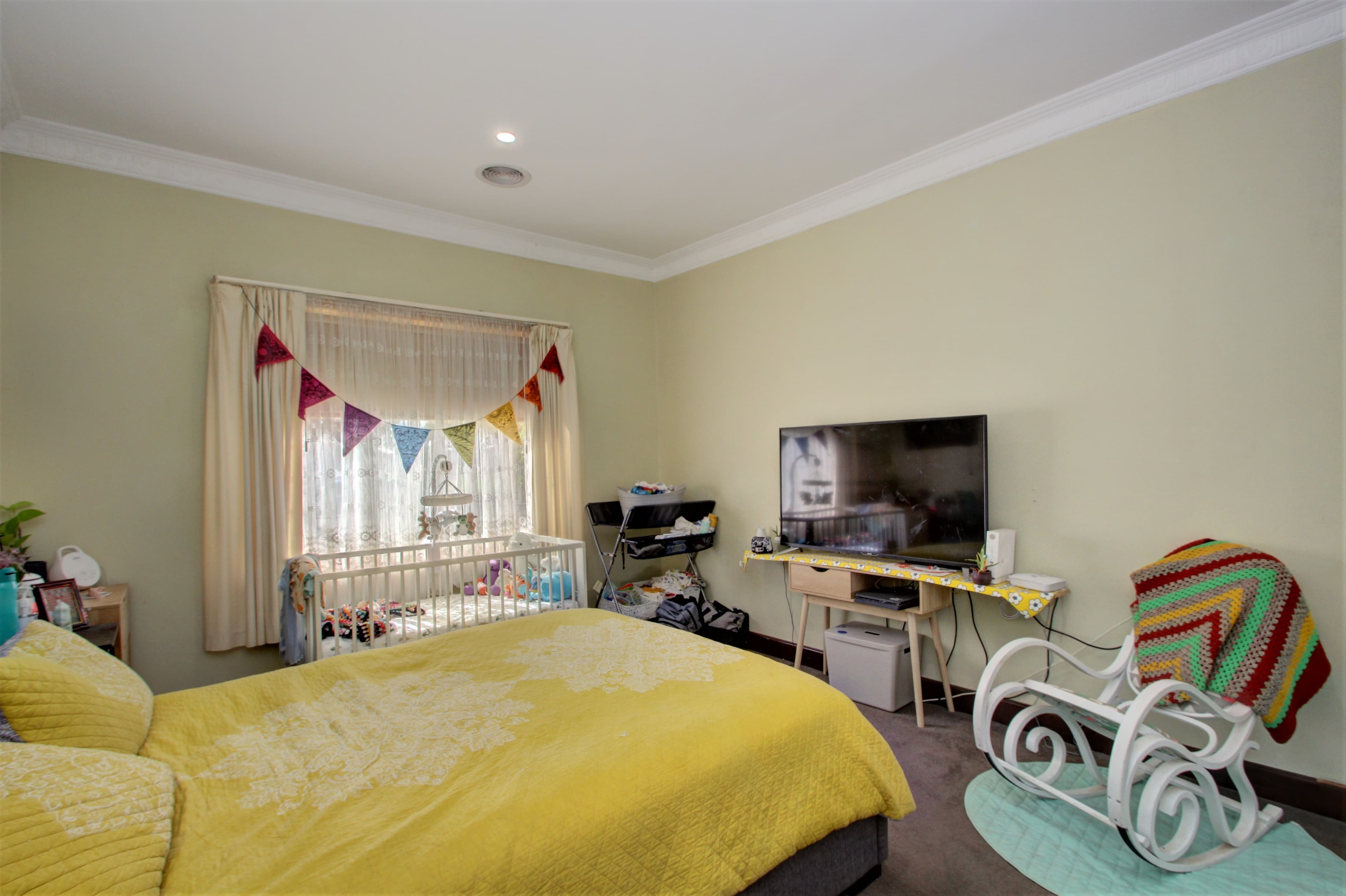 16 Elizabeth Street, Cobram VIC 3644, Cobram - Thumbnail 5
