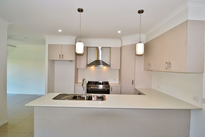 19 Pineview Drive, Beerwah QLD 4519, Beerwah - Thumbnail 5