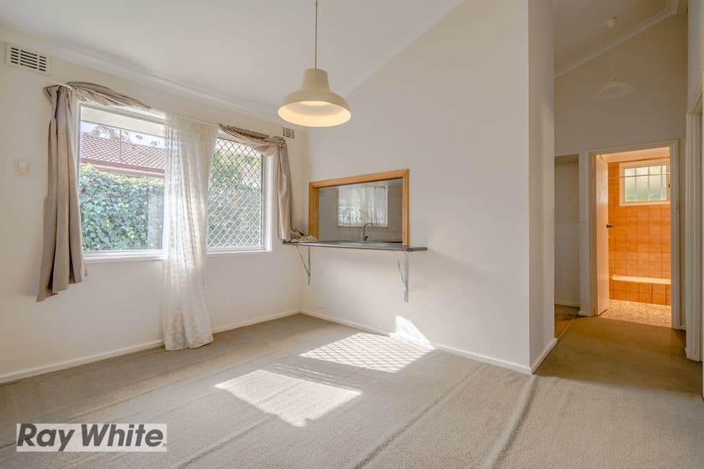 31 Hurlston Way, Koondoola WA 6064, Koondoola - Thumbnail 4