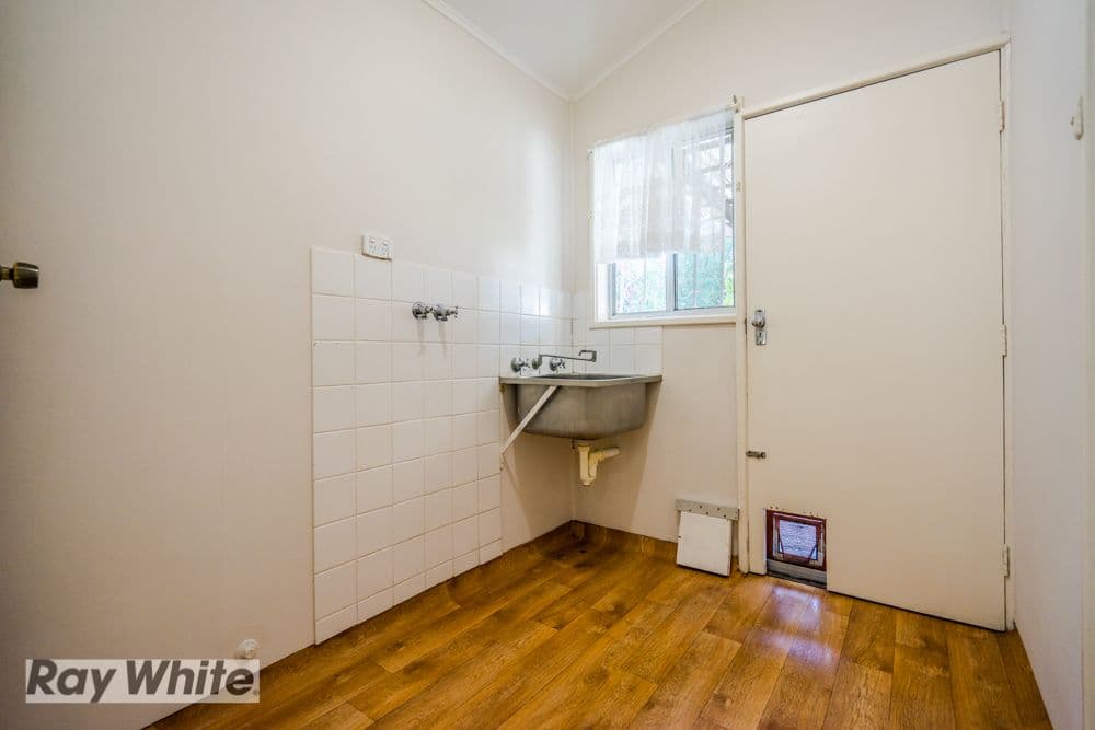 31 Hurlston Way, Koondoola WA 6064, Koondoola - Thumbnail 7