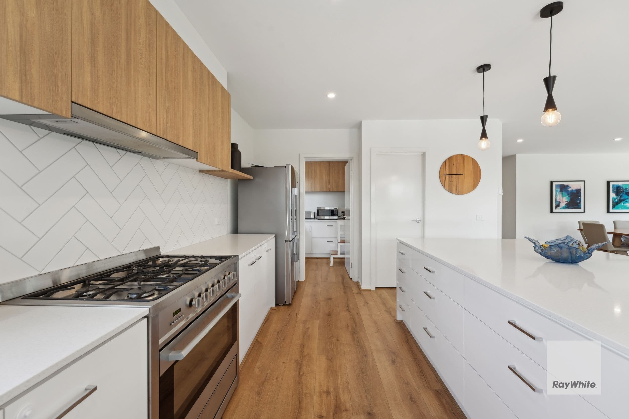8 Toombon Street, Werribee VIC 3030, Werribee - Thumbnail 8