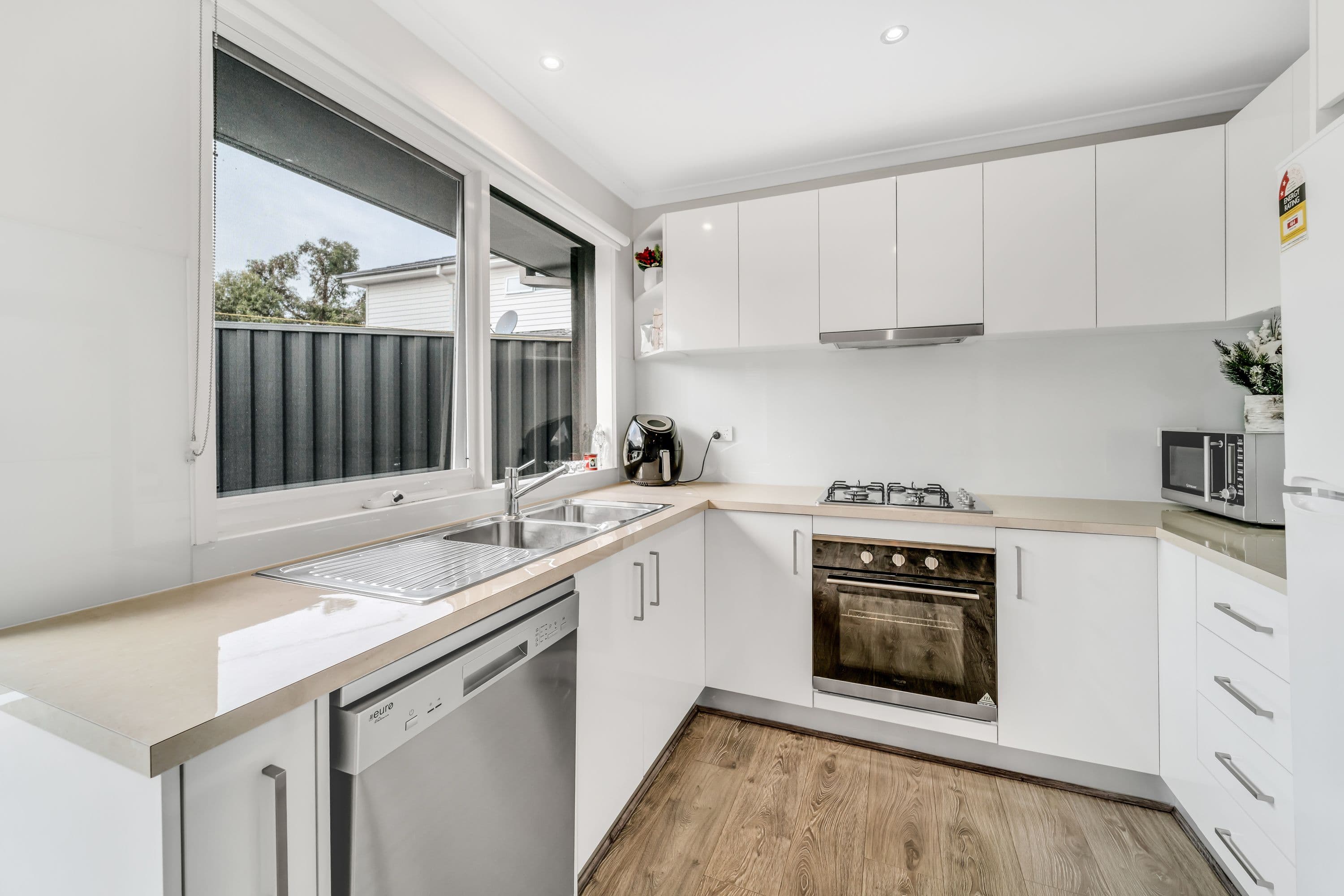 76 Cimberwood Drive, Craigieburn VIC 3064, Craigieburn - Thumbnail 4