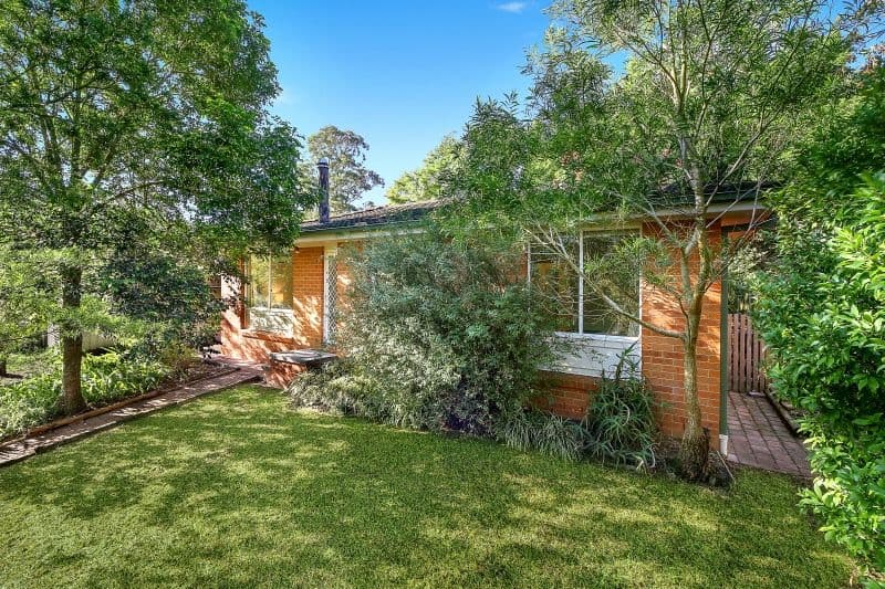11 Sherwood Drive, Springfield - Image 1