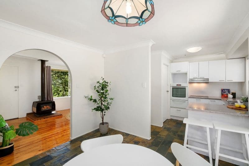 11 Sherwood Drive, Springfield - Thumbnail 3