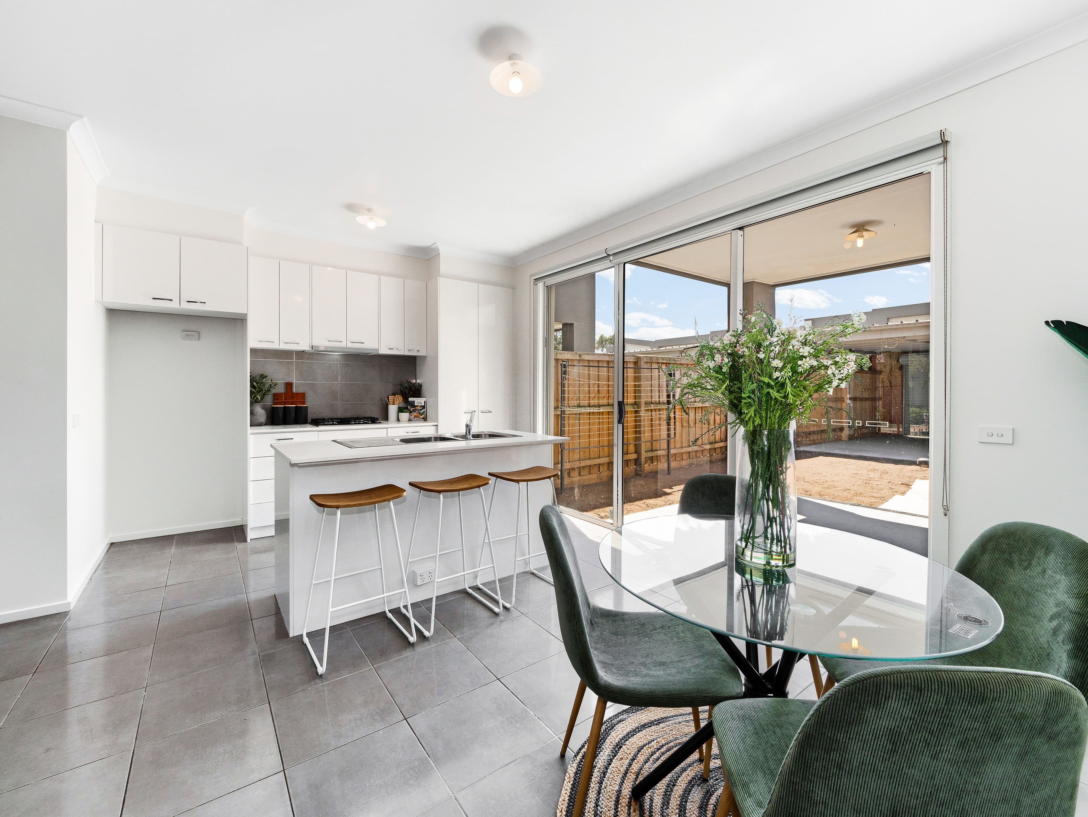 4 Pebblebeach Path, Cranbourne VIC 3977, Cranbourne - Thumbnail 6
