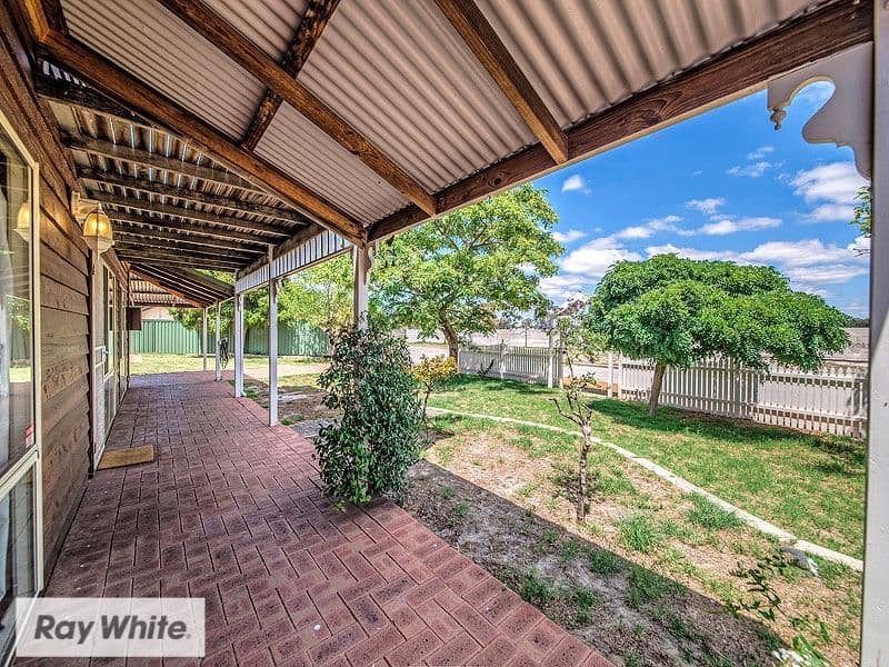 9 Armitage Close, South Guildford WA 6055, South Guildford - Thumbnail 4