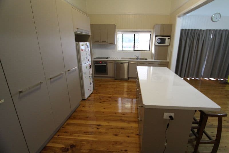 143 Alfred Street, Charleville QLD 4470, Charleville - Thumbnail 2