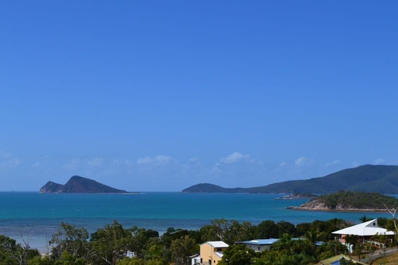 26 RATTRAY Avenue, HIDEAWAY BAY QLD 4800, Hideaway Bay - Image 1