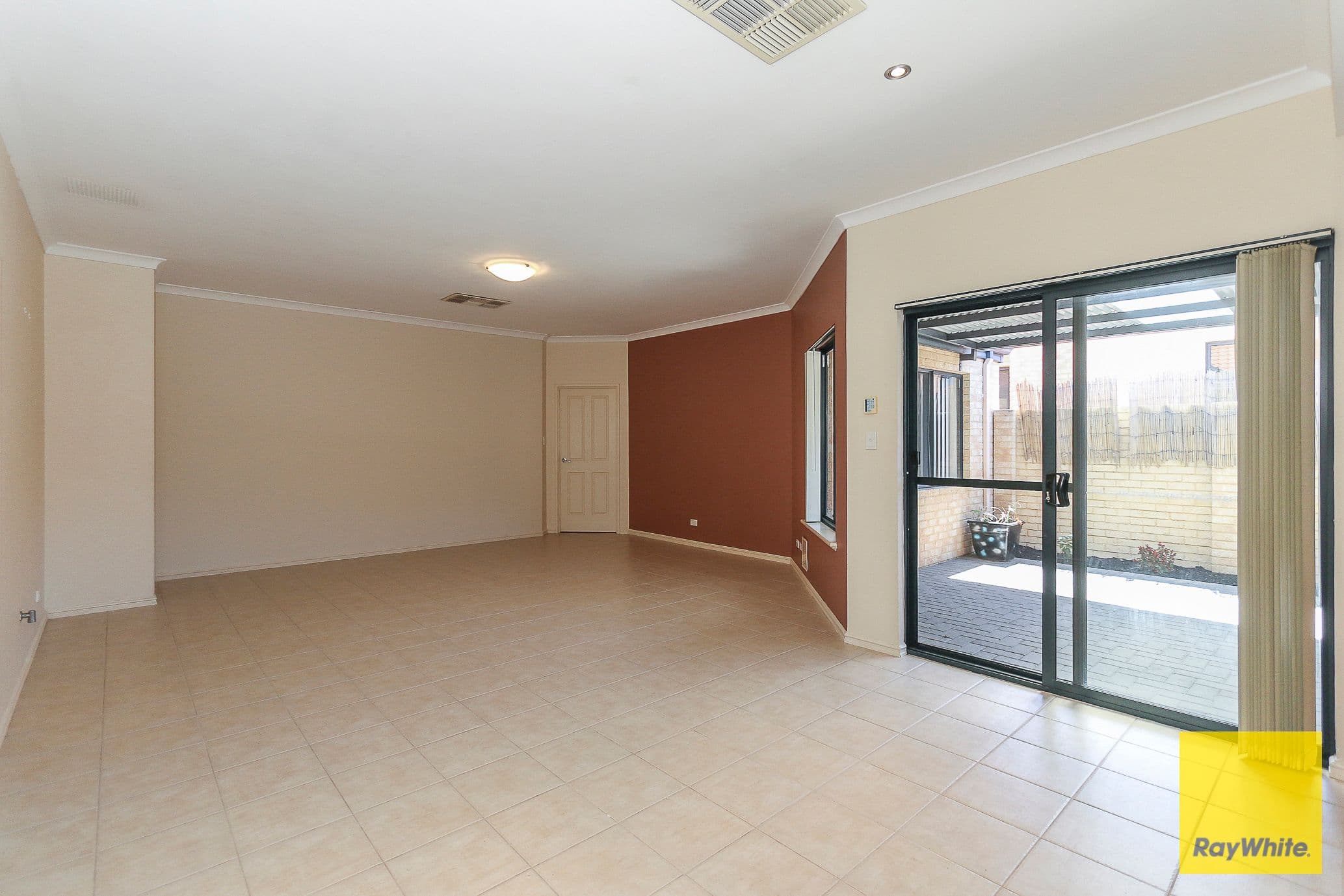 29 Old Trafford Avenue, Madeley WA 6065, Madeley - Thumbnail 5