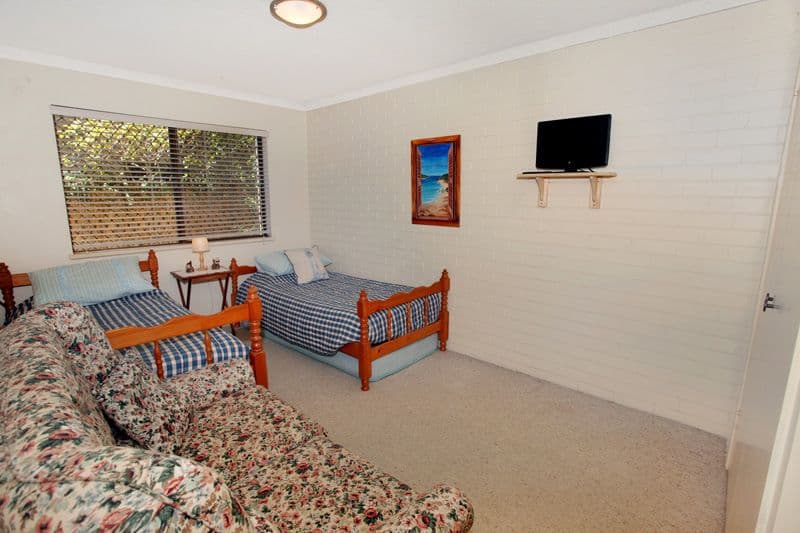 24 Goonawarra Street, MOOLOOLABA QLD 4557, Mooloolaba - Thumbnail 5