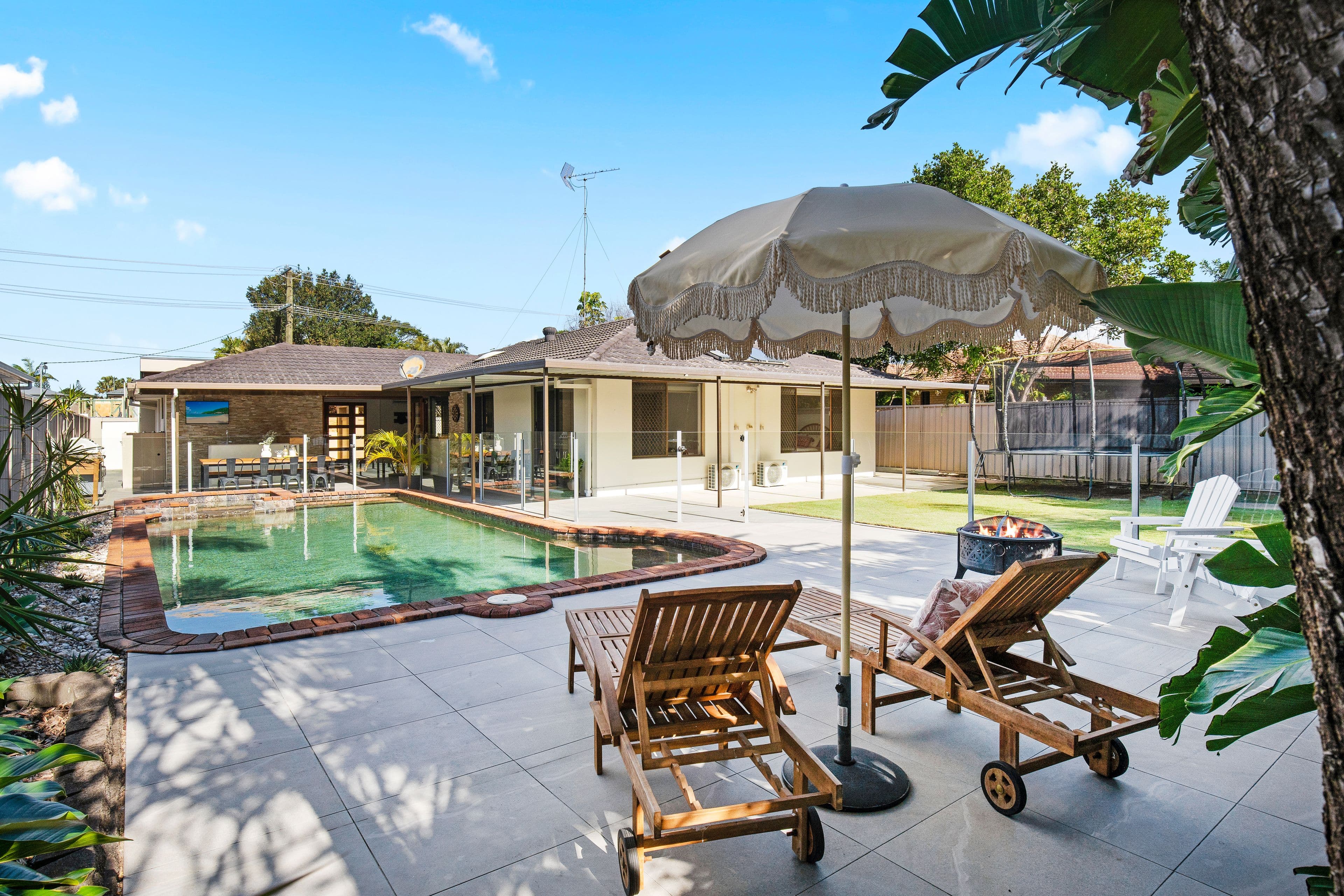 51 Bordeaux Parade, Mermaid Waters QLD 4218, Mermaid Waters - Thumbnail 6