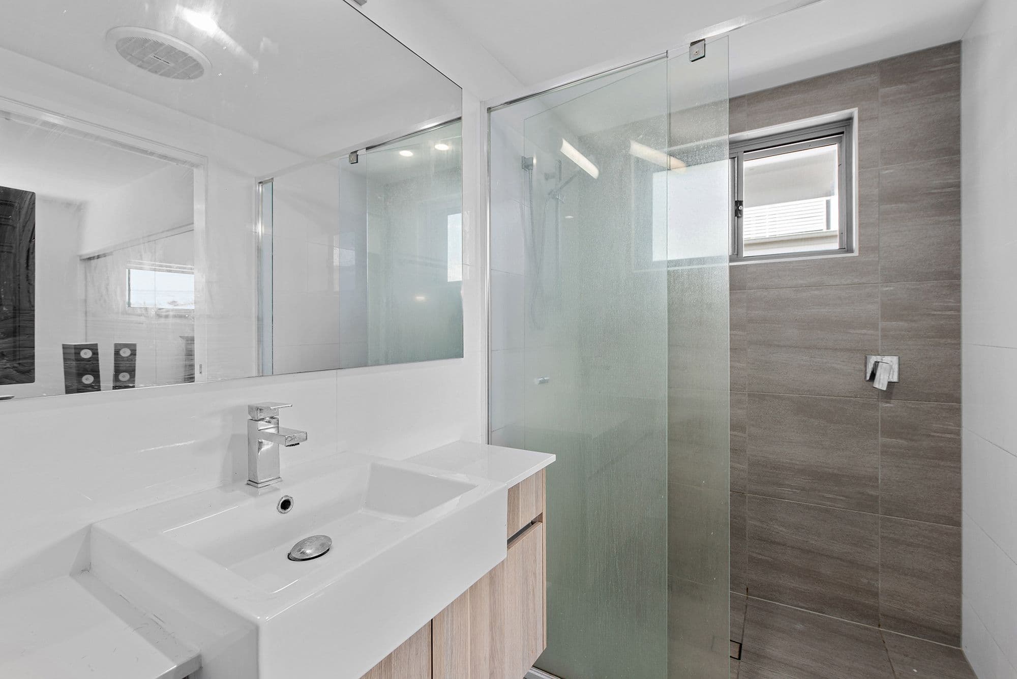 35 Burrai Street, Morningside QLD 4170, Morningside - Thumbnail 7
