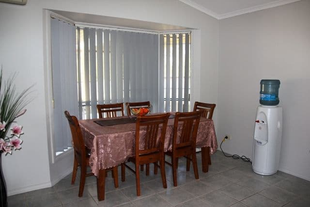 5 Bettong Place, ST HELENS PARK NSW 2560, St Helens Park - Thumbnail 3
