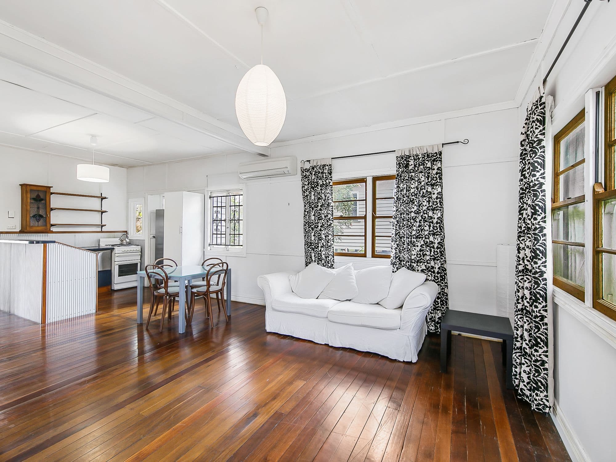 162 Beddoes Street, Holland Park QLD 4121, Holland Park - Thumbnail 2