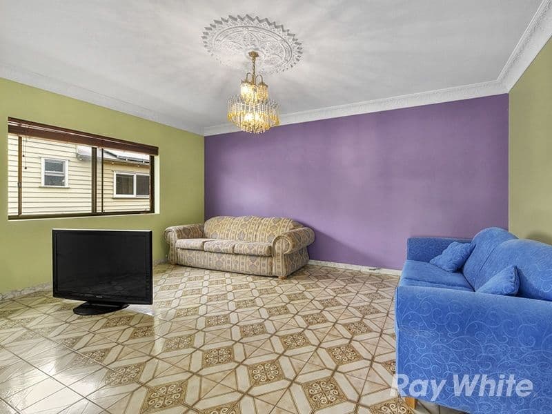 16 Inglis Street, Grange QLD 4051, Grange - Thumbnail 3
