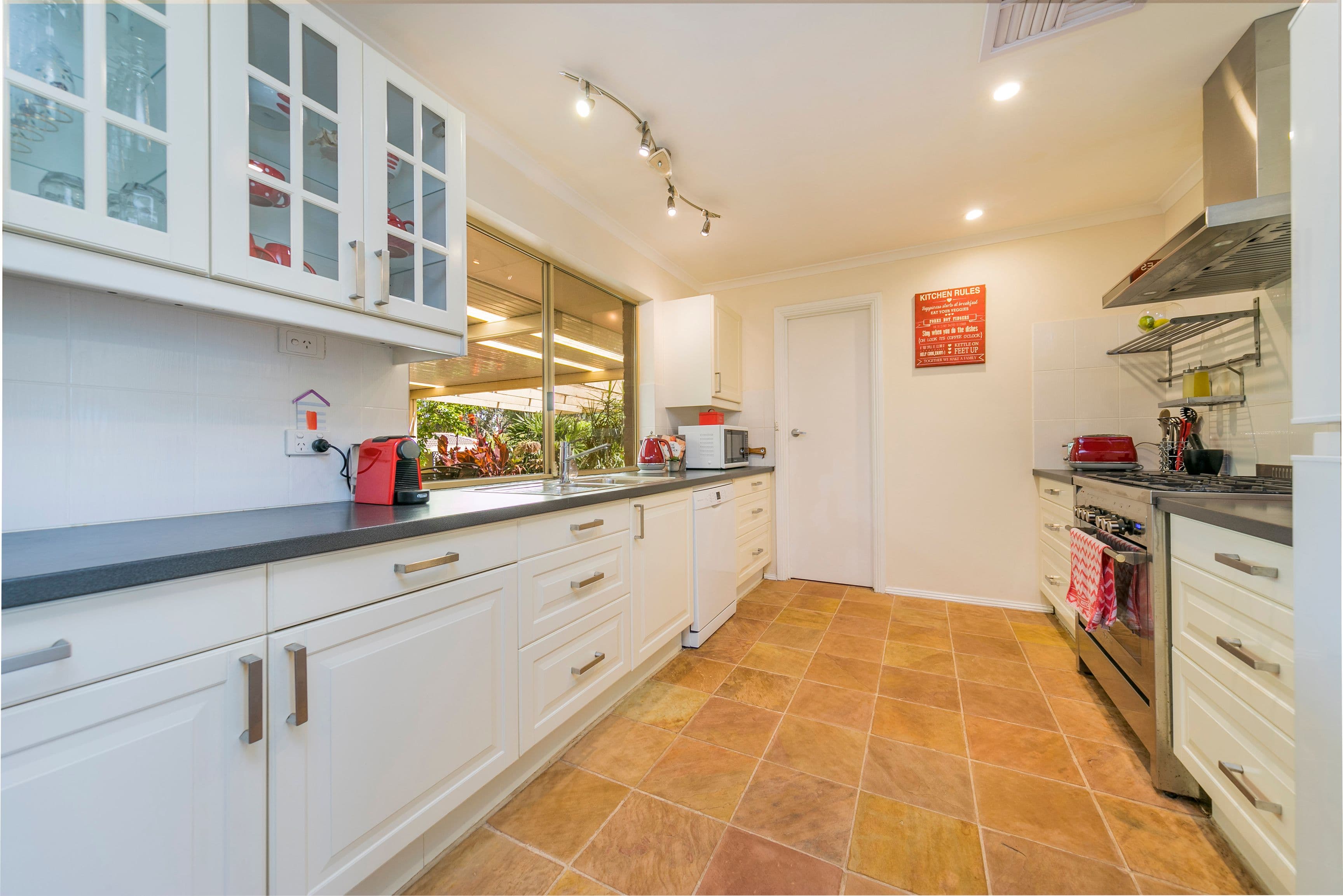 28 Raven Court, Wynn Vale SA 5127, Wynn Vale - Thumbnail 8