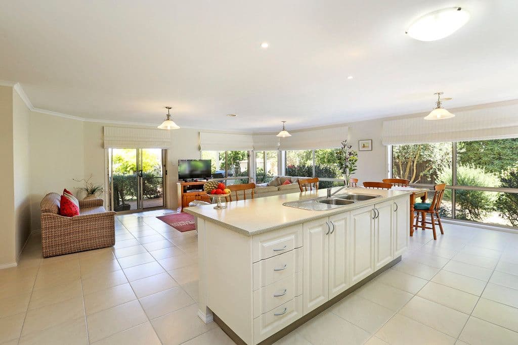 12 Bayvista Parade, Drysdale VIC 3222, Drysdale - Thumbnail 4