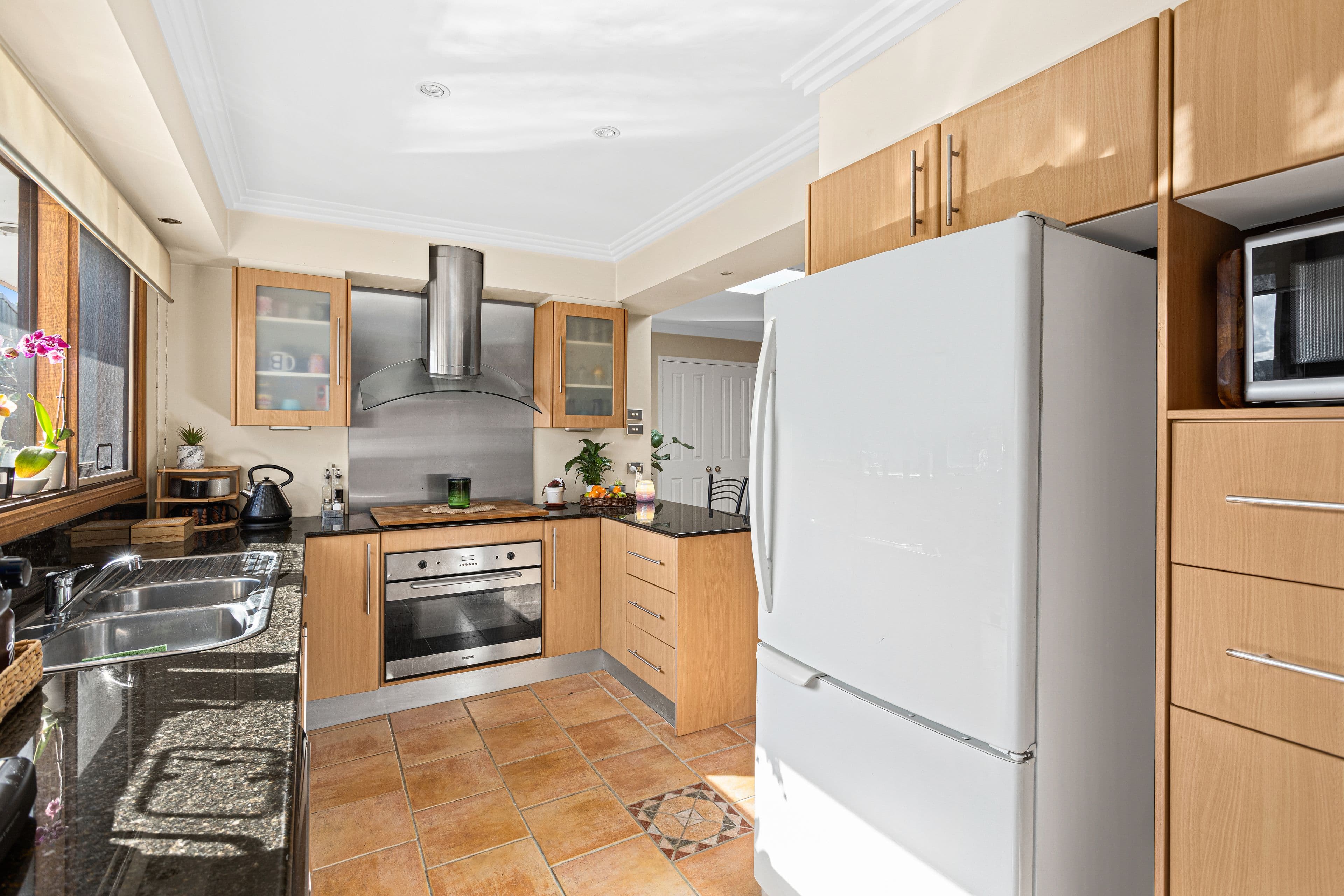 32 Lawrence Avenue, Mount Warrigal NSW 2528, Mount Warrigal - Thumbnail 8