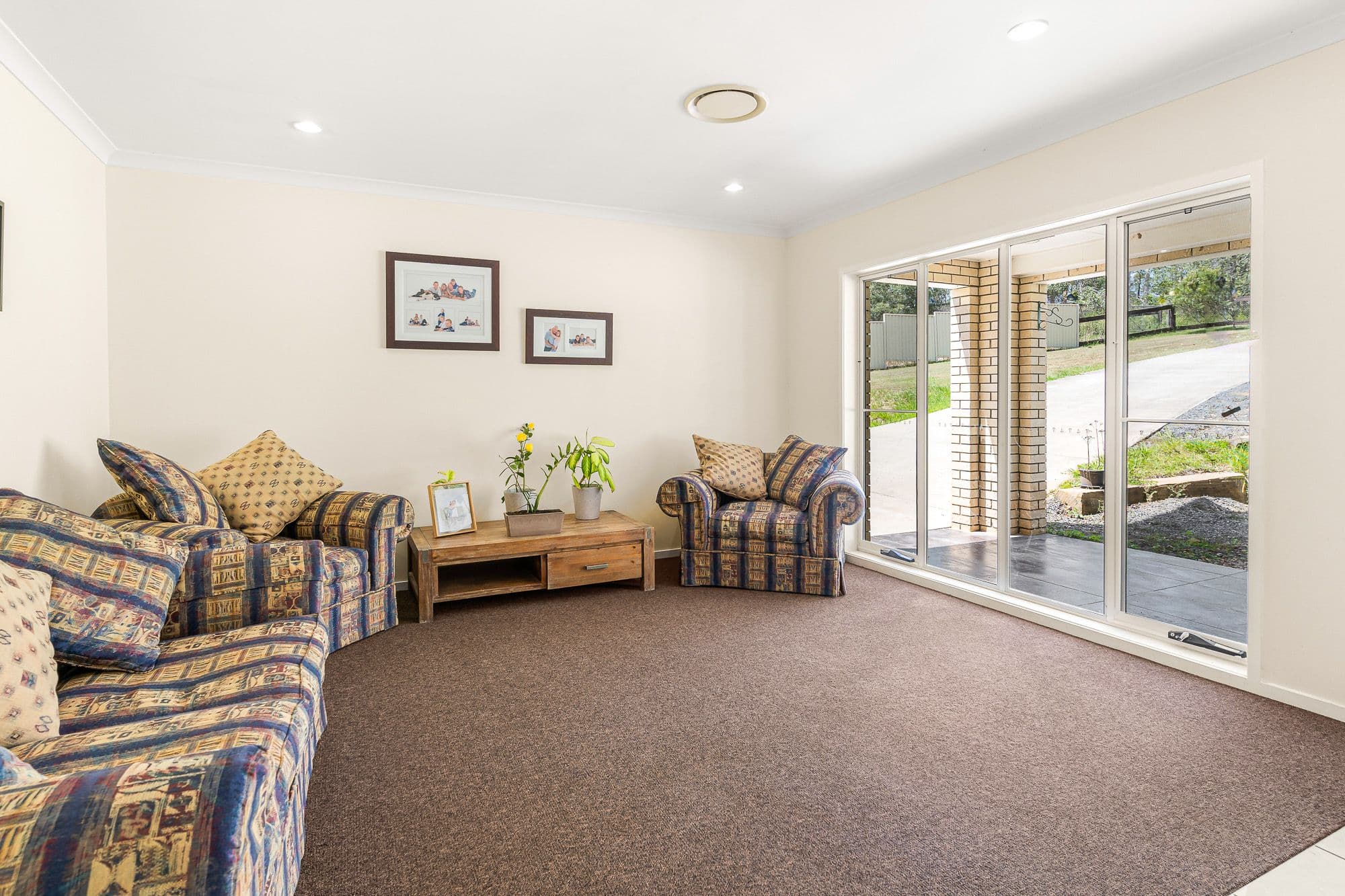 212 Spinebill Drive, Greenbank QLD 4124, Greenbank - Thumbnail 8