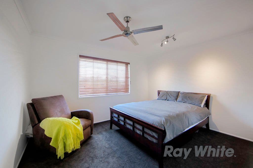 19 Scott Street, Redland Bay QLD 4165, Redland Bay - Thumbnail 5
