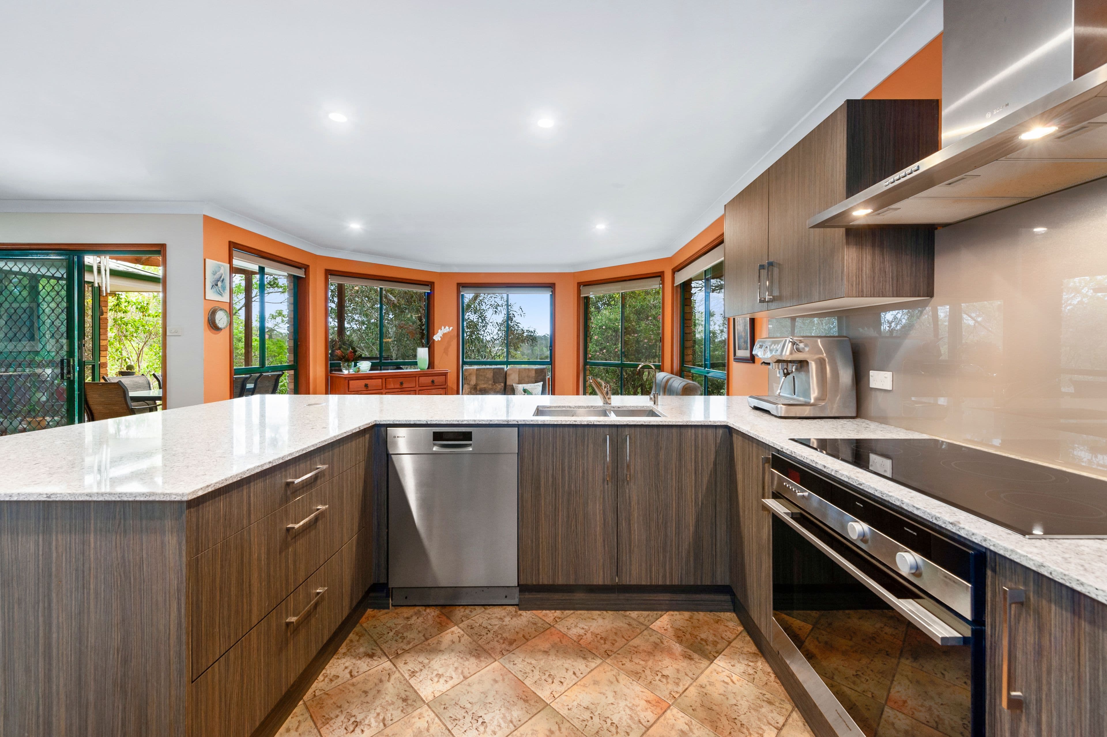 18 Lawson Way, Caroline Springs - Thumbnail 2