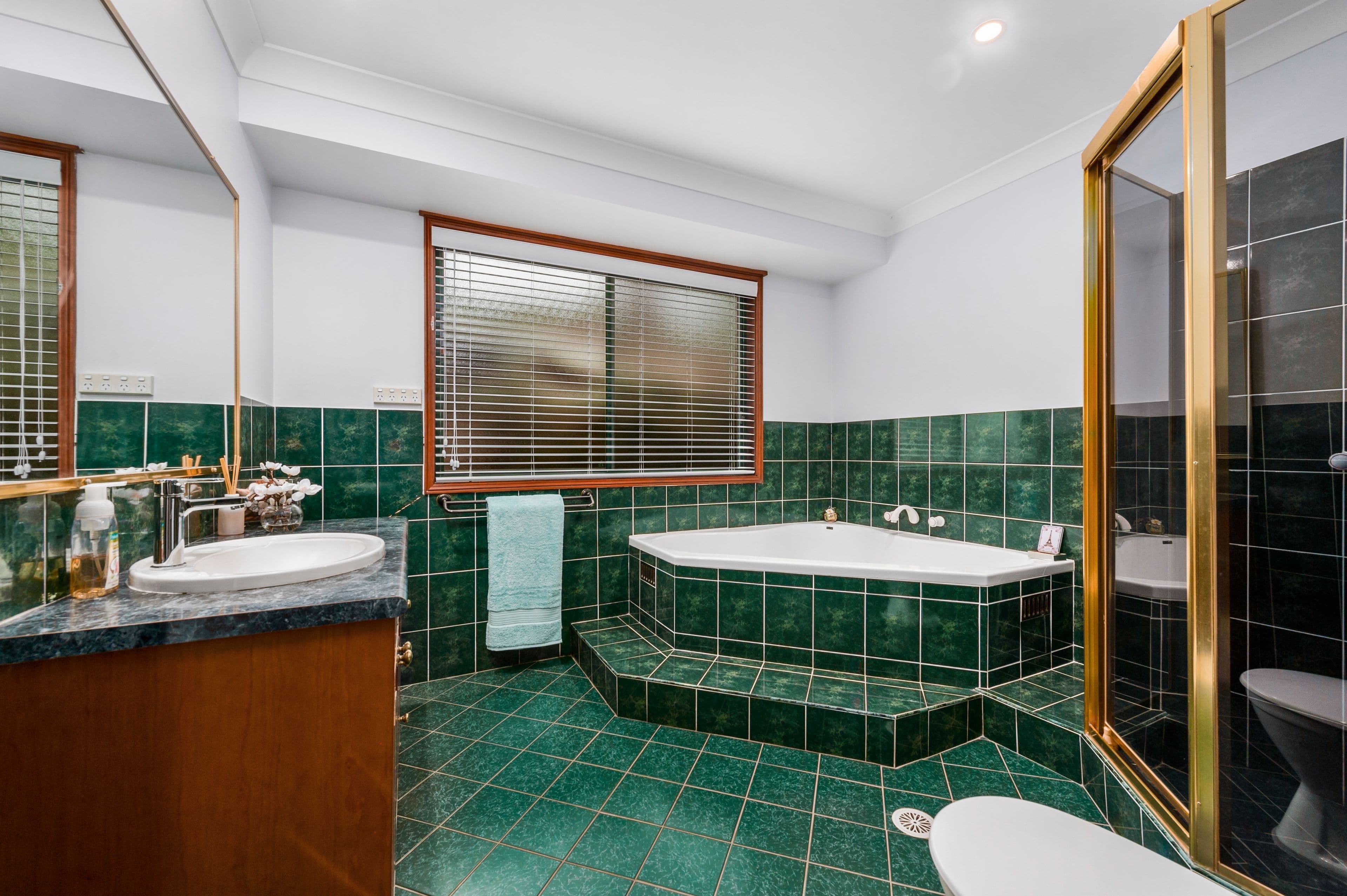18 Lawson Way, Caroline Springs - Thumbnail 6