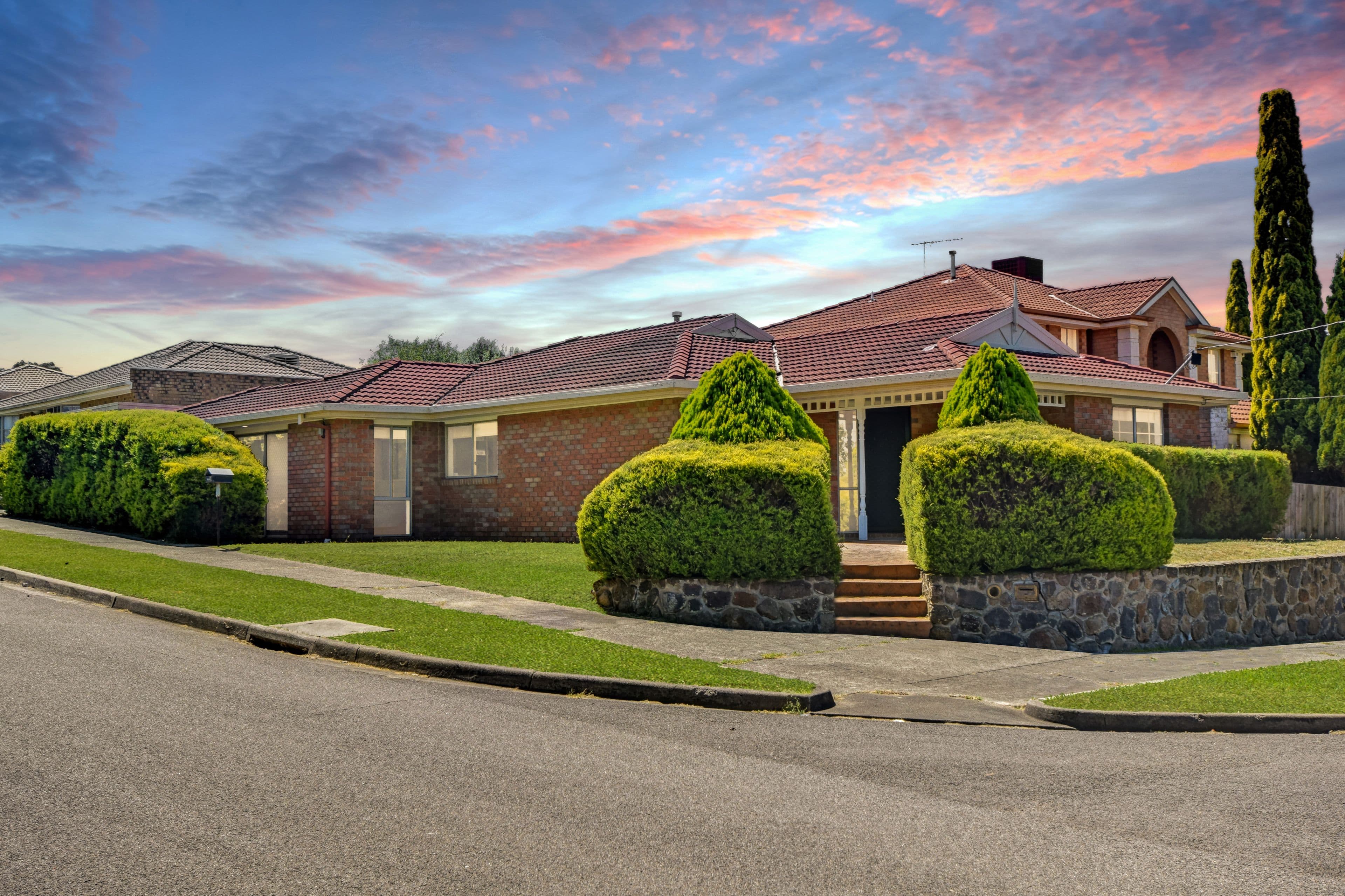 1 Illoura Street, Watsonia VIC 3087, Watsonia - Image 1