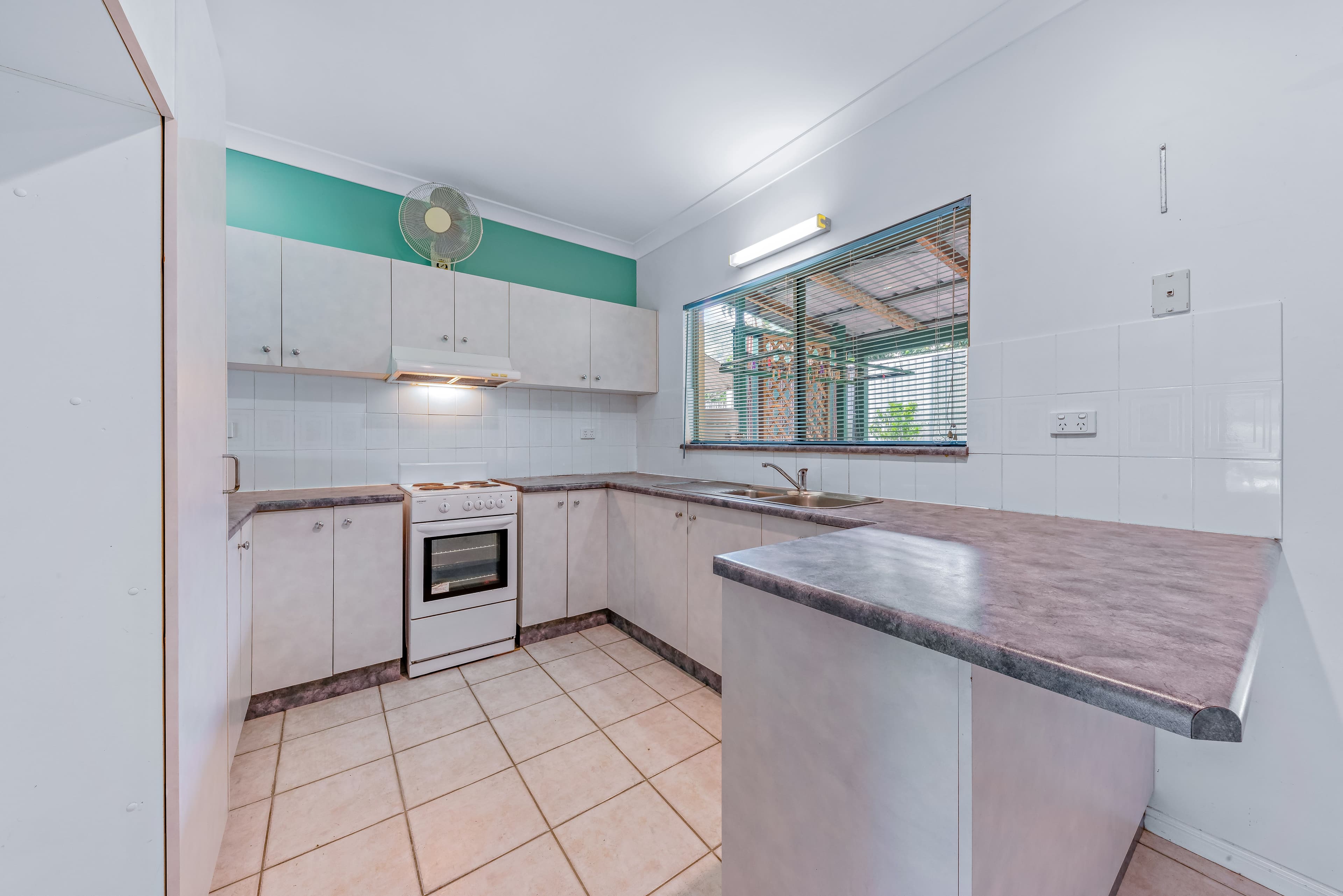 3 Lupton Place, Cannonvale QLD 4802, Cannonvale - Thumbnail 6