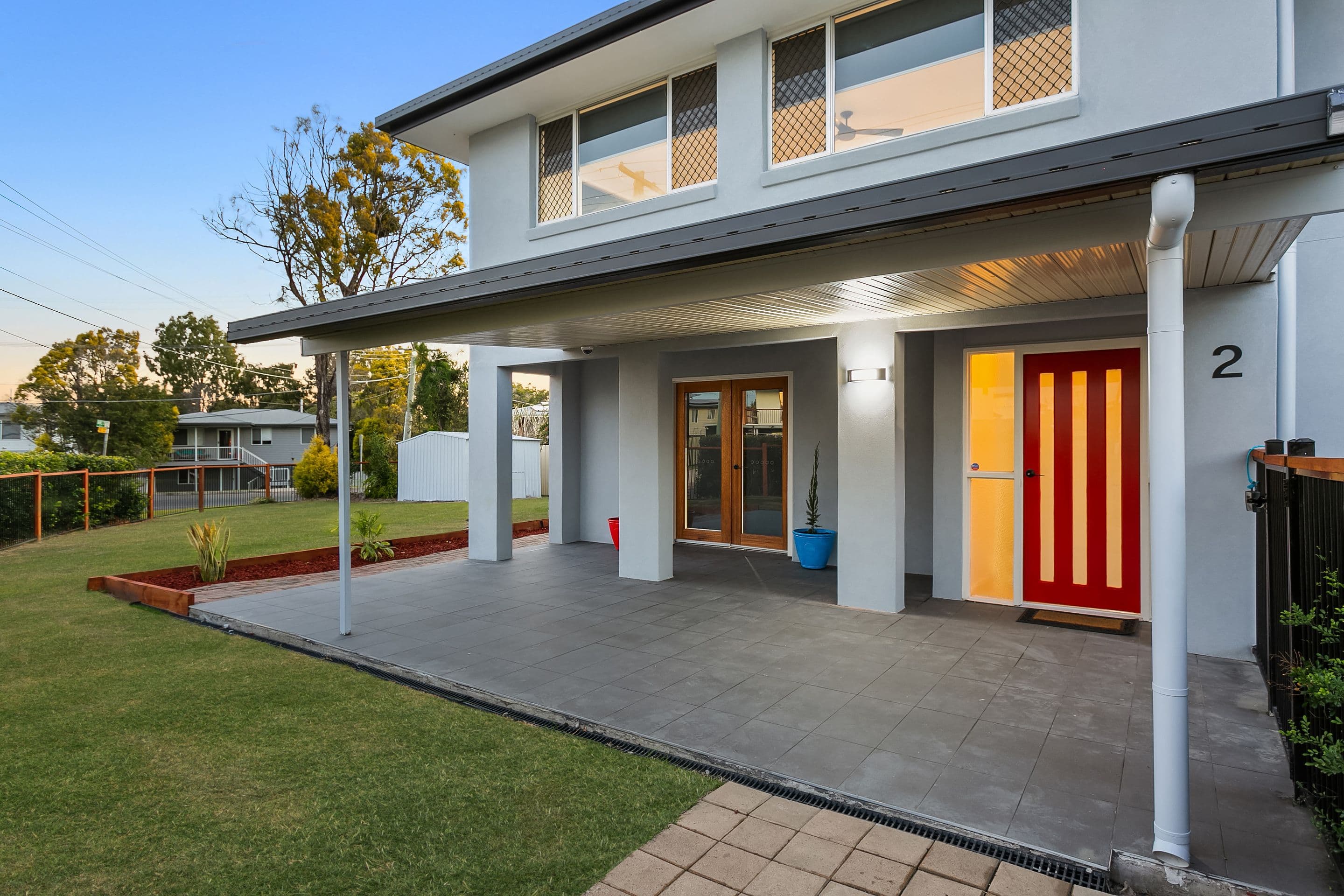 2 Barnes Court, Silkstone QLD 4304, Silkstone - Thumbnail 2