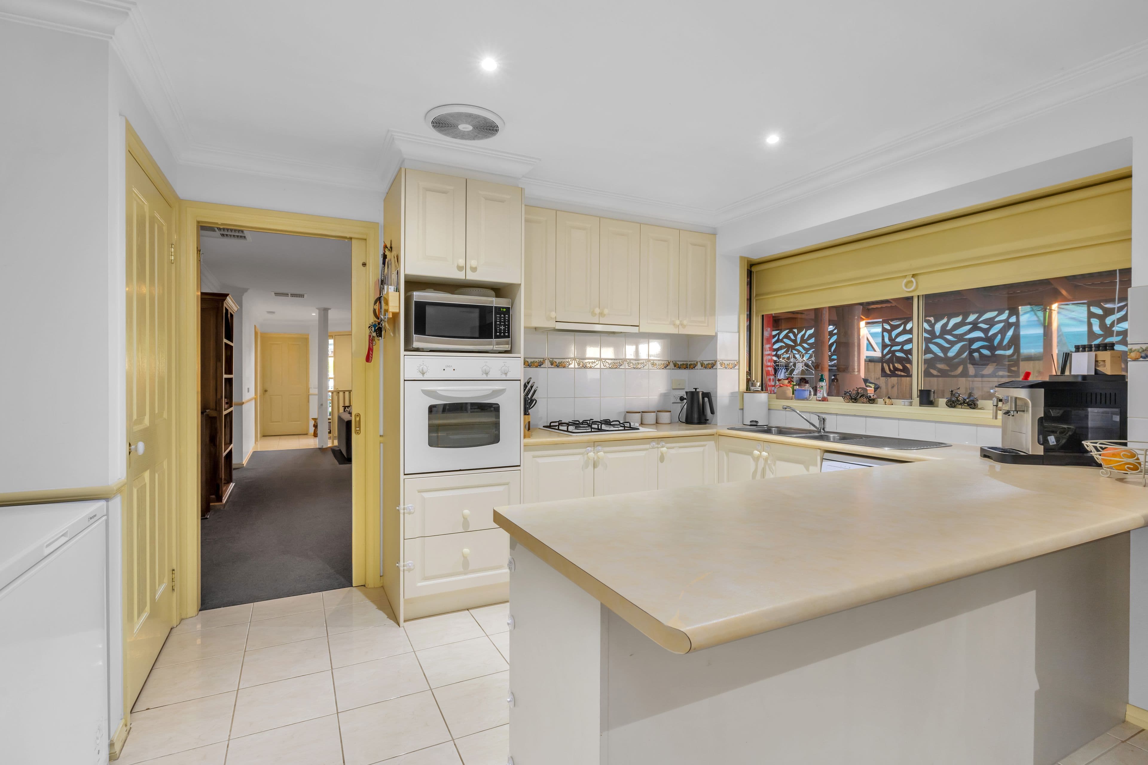 49 Balmoral Way, Pakenham VIC 3810, Pakenham - Thumbnail 2
