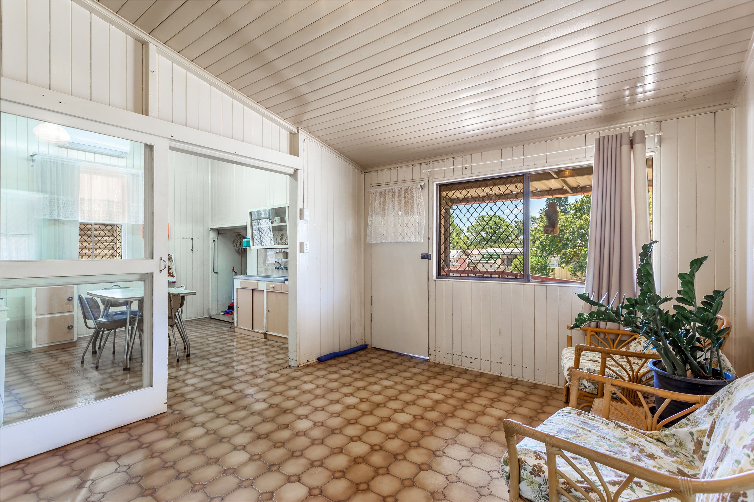 105 Hill Street, Newtown QLD 4350, Newtown - Thumbnail 4