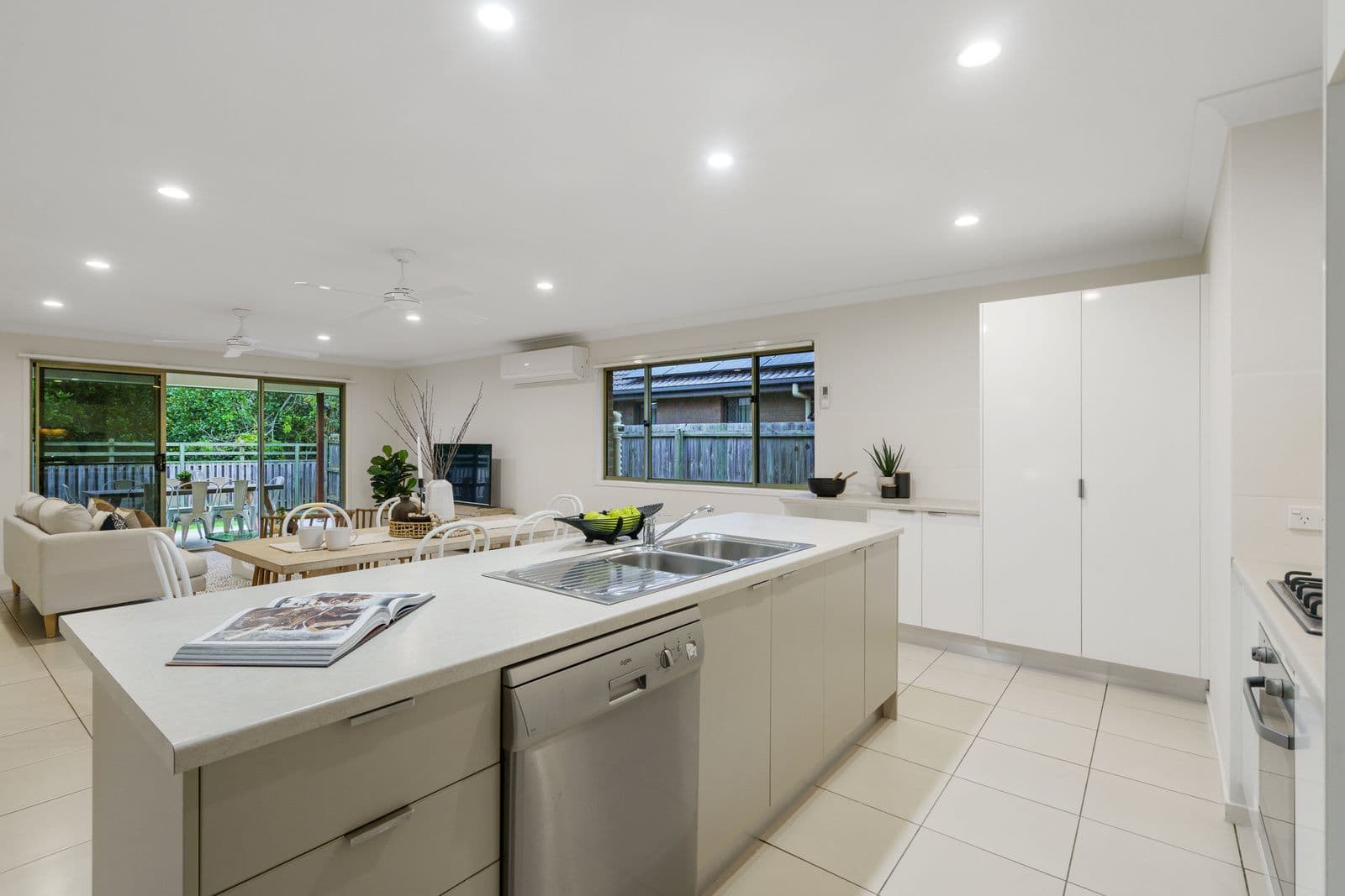 14 Cavill Way, Narangba QLD 4504, Narangba - Thumbnail 4